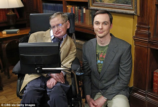 Illustration for article titled Hawking surprise at Comic-Con